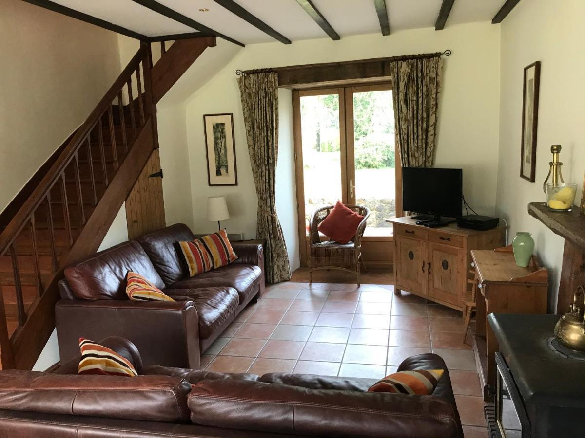 Clara, Clement & Nelle - Character Cottages Jugon-les-Lacs Bagian luar foto