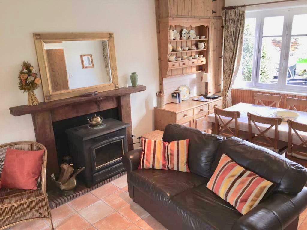 Clara, Clement & Nelle - Character Cottages Jugon-les-Lacs Bagian luar foto