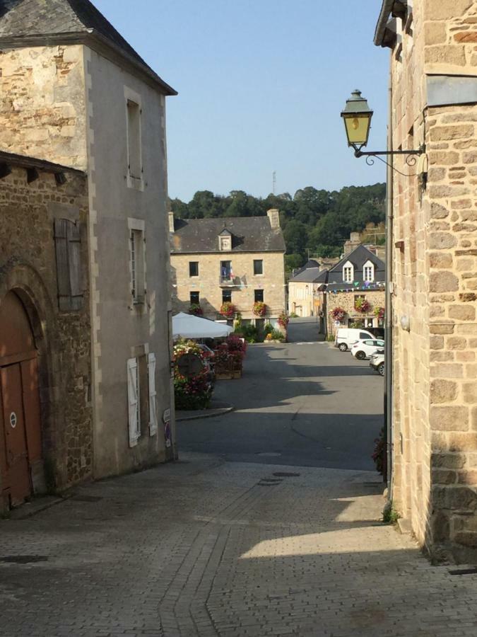 Clara, Clement & Nelle - Character Cottages Jugon-les-Lacs Bagian luar foto